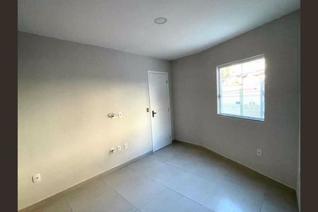 Casa à venda com 2 quartos, 90m² em Taquara, Rio de Janeiro