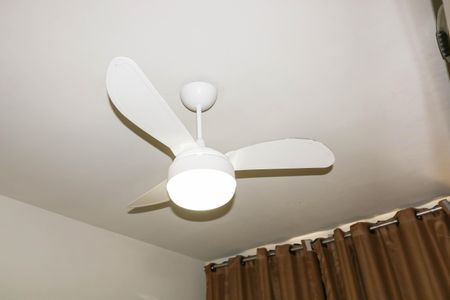 Quarto 1 de apartamento para alugar com 2 quartos, 58m² em Tomás Coelho, Rio de Janeiro