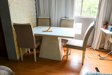 Apartamento para alugar com 58m², 2 quartos e 1 vagaSala