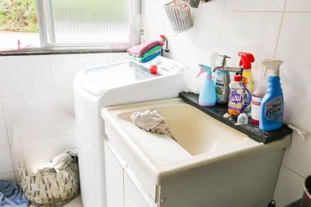 Apartamento para alugar com 58m², 2 quartos e 1 vagaÁrea de Serviço