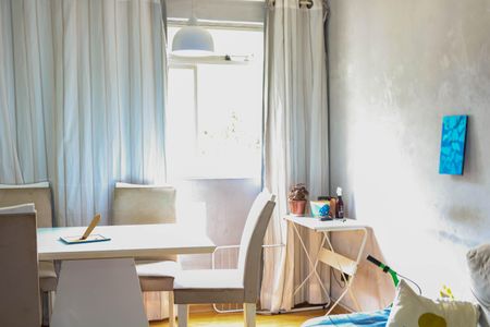 Apartamento para alugar com 58m², 2 quartos e 1 vagaSala