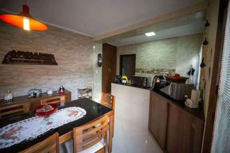 Casa à venda com 3 quartos, 84m² em Vila Tiradentes, São Paulo