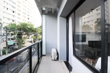 Studio para alugar com 26m², 1 quarto e sem vaga Studio para alugar com 26m², 1 quarto e sem vagaVaranda