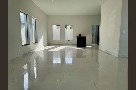 Casa à venda com 3 quartos, 223m² em Recreio dos Bandeirantes, Rio de Janeiro