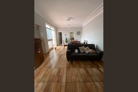 Casa à venda com 3 quartos, 240m² em Alto Barroca, Belo Horizonte