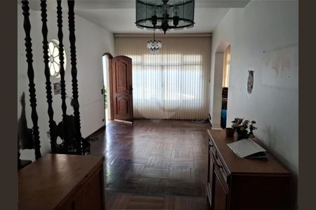 Casa à venda com 150m², 3 quartos e 2 vagas