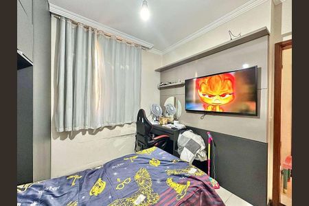 Apartamento à venda com 3 quartos, 77m² em Planalto, Belo Horizonte