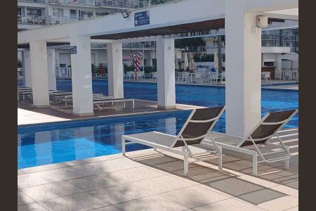 Casa de condomínio à venda com 107m², 3 quartos e 1 vaga