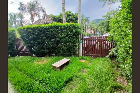 Casa de condomínio à venda com 107m², 3 quartos e 1 vaga