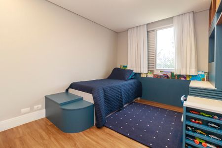 Apartamento à venda com 135m², 3 quartos e 3 vagasQuarto 2