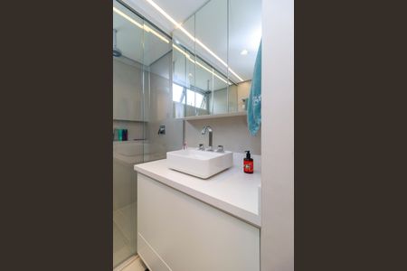 Apartamento à venda com 135m², 3 quartos e 3 vagasSuíte - Banheiro