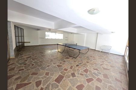 Apartamento à venda com 2 quartos, 73m² em Copacabana, Rio de Janeiro