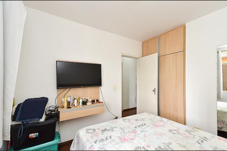Apartamento à venda com 90m², 3 quartos e 1 vagaQuarto 2
