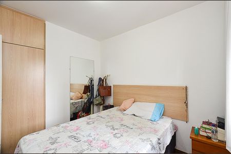 Apartamento à venda com 90m², 3 quartos e 1 vagaQuarto 2