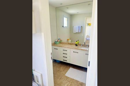 Apartamento à venda com 206m², 3 quartos e 4 vagas