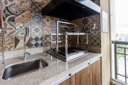 Apartamento à venda com 206m², 3 quartos e 4 vagas Apartamento à venda com 206m², 3 quartos e 4 vagasVaranda