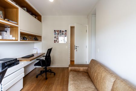 Apartamento à venda com 206m², 3 quartos e 4 vagas Apartamento à venda com 206m², 3 quartos e 4 vagasQuarto 3 - Suite