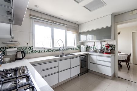 Apartamento à venda com 206m², 3 quartos e 4 vagas Apartamento à venda com 206m², 3 quartos e 4 vagasCozinha