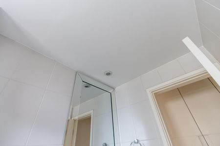 Apartamento à venda com 206m², 3 quartos e 4 vagas Apartamento à venda com 206m², 3 quartos e 4 vagasQuarto 3 - Suite - Banheiro