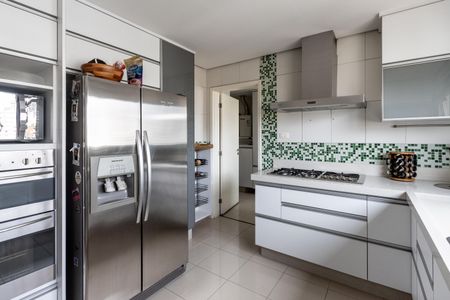 Apartamento à venda com 206m², 3 quartos e 4 vagas Apartamento à venda com 206m², 3 quartos e 4 vagasCozinha