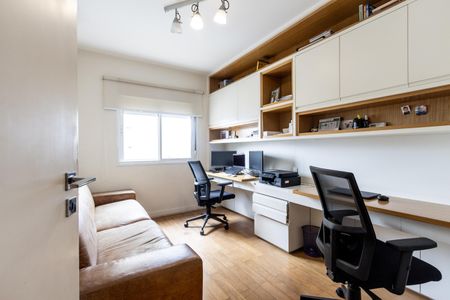 Apartamento à venda com 206m², 3 quartos e 4 vagas Apartamento à venda com 206m², 3 quartos e 4 vagasQuarto 3 - Suite