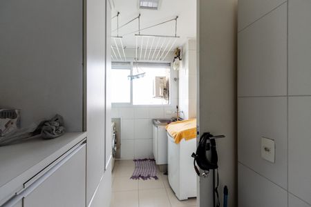 Apartamento à venda com 206m², 3 quartos e 4 vagas Apartamento à venda com 206m², 3 quartos e 4 vagasÁrea de Serviço