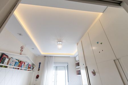 Apartamento à venda com 206m², 3 quartos e 4 vagas Apartamento à venda com 206m², 3 quartos e 4 vagasQuarto 2 - Suite