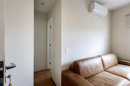 Apartamento à venda com 206m², 3 quartos e 4 vagas Apartamento à venda com 206m², 3 quartos e 4 vagasQuarto 3 - Suite