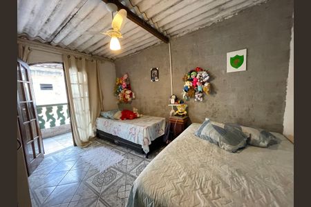 Casa à venda com 186m², 4 quartos e 3 vagas Casa à venda com 186m², 4 quartos e 3 vagasQuarto da casa 2