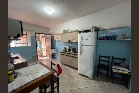Casa à venda com 186m², 4 quartos e 3 vagas Casa à venda com 186m², 4 quartos e 3 vagasCozinha da casa 3