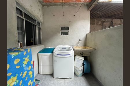 Casa à venda com 186m², 4 quartos e 3 vagas Casa à venda com 186m², 4 quartos e 3 vagasÁrea de Serviço