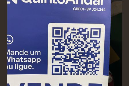 Casa à venda com 186m², 4 quartos e 3 vagas Casa à venda com 186m², 4 quartos e 3 vagasPlaca ZNHJ-131