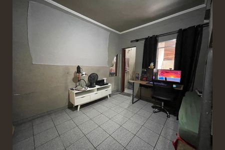 Casa à venda com 186m², 4 quartos e 3 vagas Casa à venda com 186m², 4 quartos e 3 vagasSala casa 1