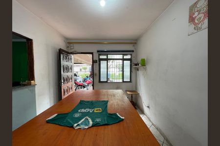 Casa à venda com 186m², 4 quartos e 3 vagas Casa à venda com 186m², 4 quartos e 3 vagasSala 2 da casa 3