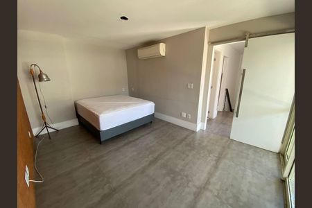 Apartamento à venda com 239m², 4 quartos e 2 vagas