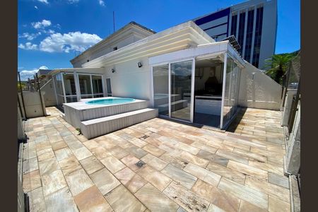 Apartamento à venda com 239m², 4 quartos e 2 vagas