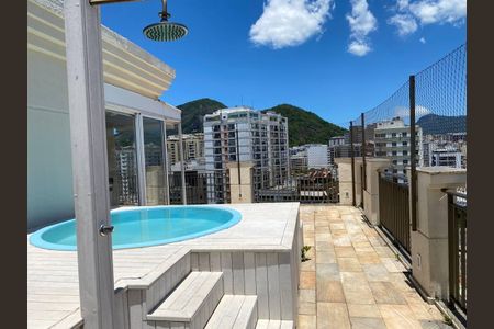 Apartamento à venda com 239m², 4 quartos e 2 vagas