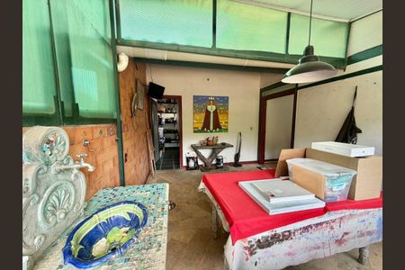 Casa à venda com 5 quartos, 349m² em Itaipu, Niterói