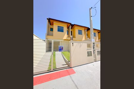 Casa para alugar com 102m², 2 quartos e 2 vagasPlaquinha