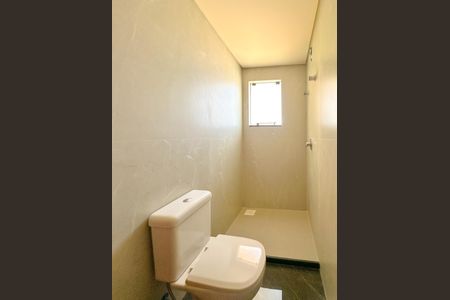 Casa para alugar com 102m², 2 quartos e 2 vagasBanheiro da Suíte 2