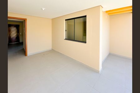 Casa para alugar com 102m², 2 quartos e 2 vagasGaragem