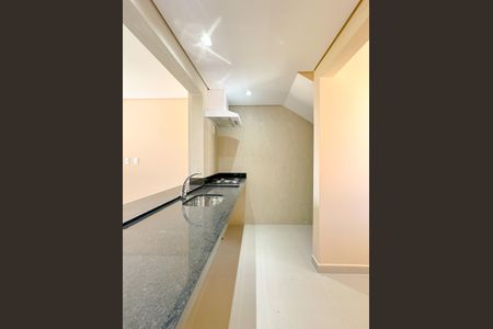 Casa para alugar com 102m², 2 quartos e 2 vagasCozinha