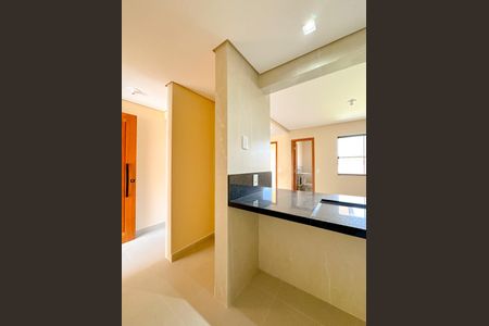 Casa para alugar com 102m², 2 quartos e 2 vagasCozinha