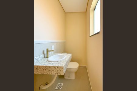 Casa para alugar com 102m², 2 quartos e 2 vagasLavabo