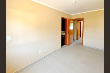 Casa para alugar com 102m², 2 quartos e 2 vagasSuíte 2