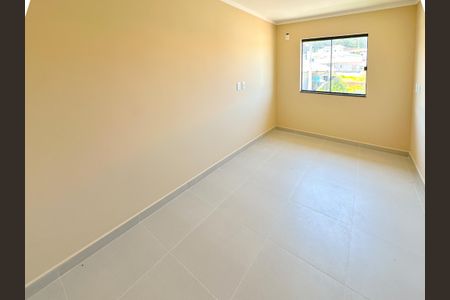 Casa para alugar com 102m², 2 quartos e 2 vagasSuíte 2