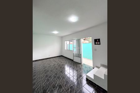 Sala de casa para alugar com 2 quartos, 90m² em Jardim Sao Saverio, São Paulo