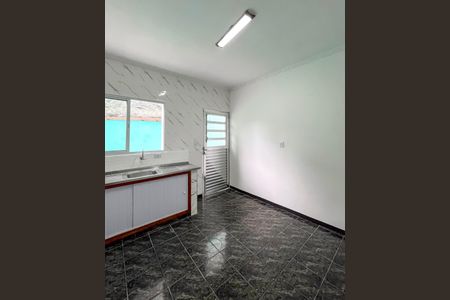 Casa para alugar com 90m², 2 quartos e 1 vagaCozinha