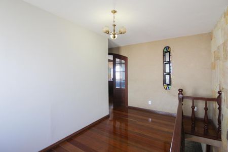 Casa para alugar com 392m², 4 quartos e 5 vagasSala 3