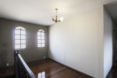 Casa para alugar com 392m², 4 quartos e 5 vagasSala 3